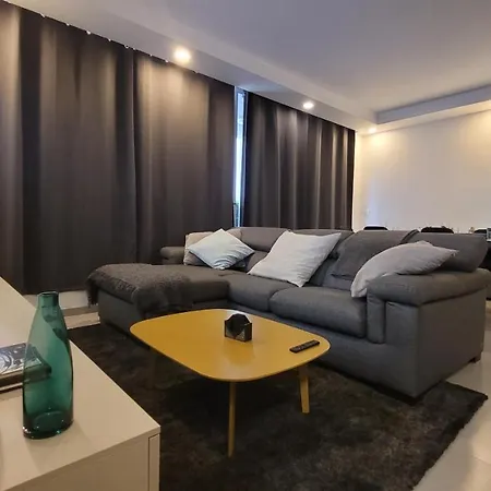 Loop Of Colours - Modern Seaview 2 Bedroom 2 Shower En-suite 아파트