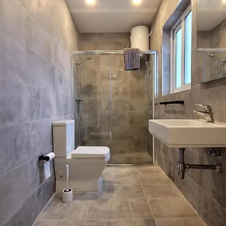 Loop Of Colours - Modern Seaview 2 Bedroom 2 Shower En-suite 아파트 *