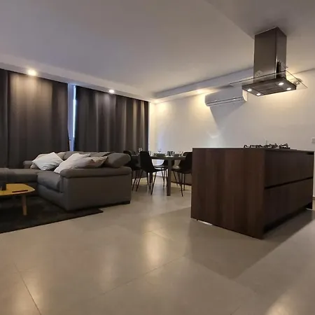 아파트 Loop Of Colours - Modern Seaview 2 Bedroom 2 Shower En-suite