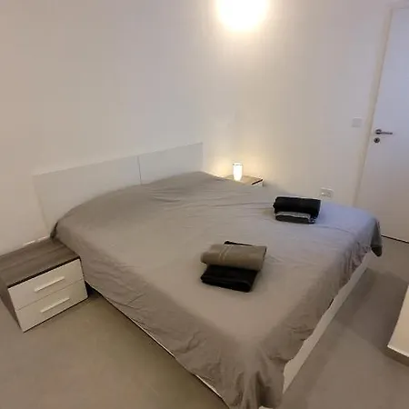 아파트 Loop Of Colours - Modern Seaview 2 Bedroom 2 Shower En-suite 세인트폴스베이