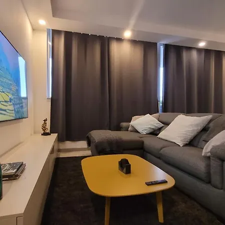 Loop Of Colours - Modern Seaview 2 Bedroom 2 Shower En-suite 아파트 *